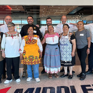 Cocineras tradicionales poblanas llevan el sabor de Puebla a Dallas