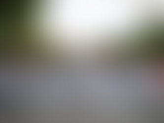 Manifestantes antiturismo de Barcelona disparan con pistolas de agua a los visitantes