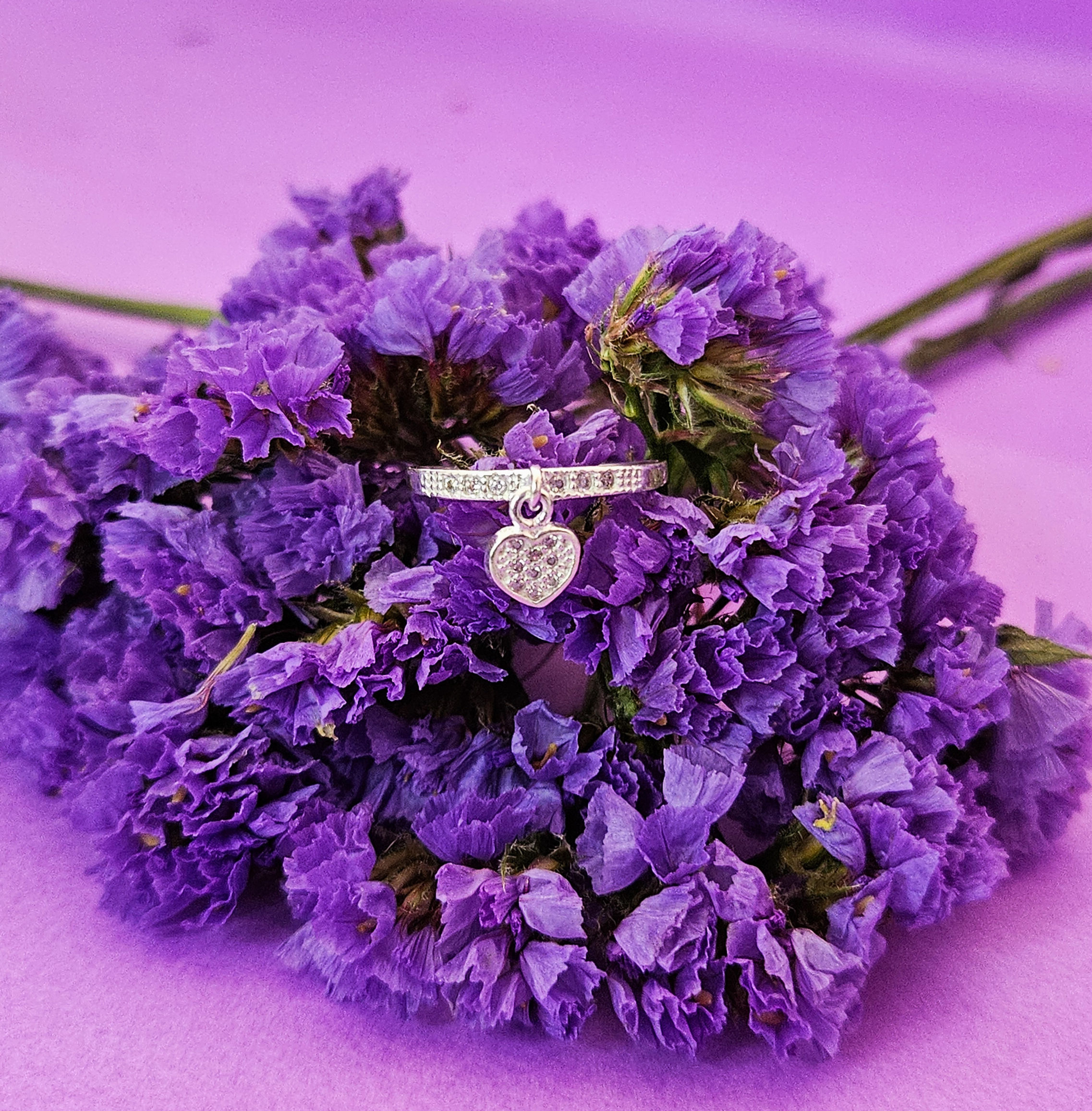 Anel Coração Pendente Cravejado