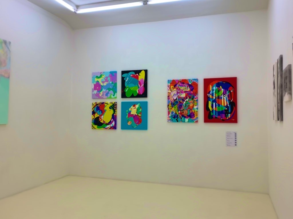 レクトヴァーソギャラリーでの作品展が盛況のうちに終了。展覧会の様子をレポートします。