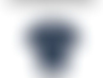 Take action with style and sustainability in this blue crop top.💙