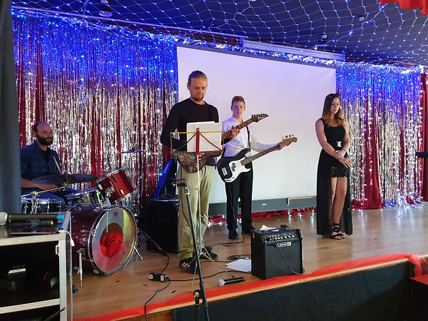 Die Schüler-Lehrer-Band.jpg