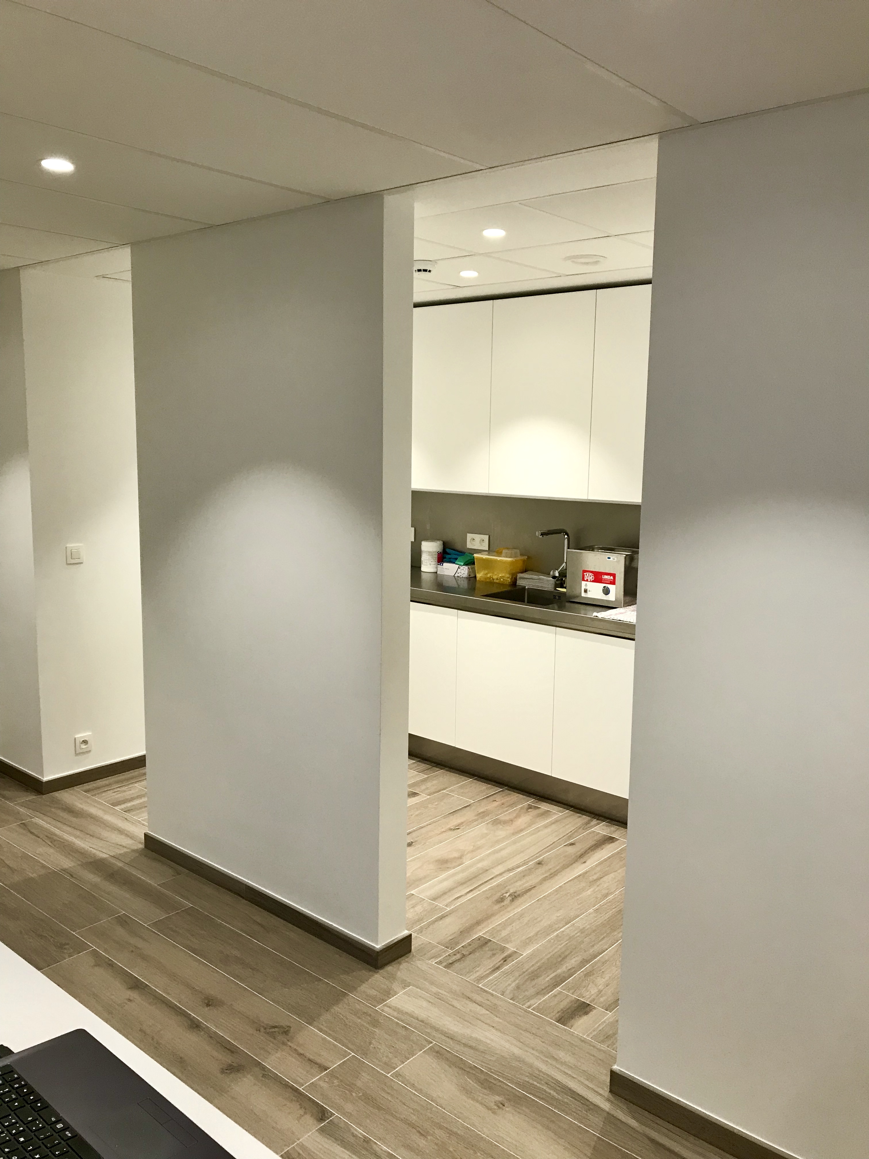 Salle de stérilisation du cabinet Prodigue : endodontie et Stomatologie