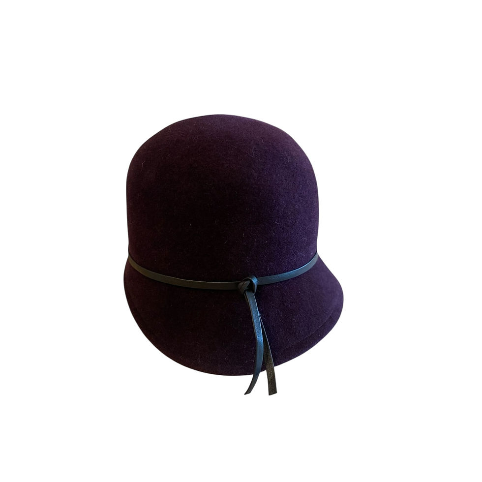 Thumbnail: Classic Cloche