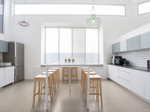 癒着関係の線引きを促すこと