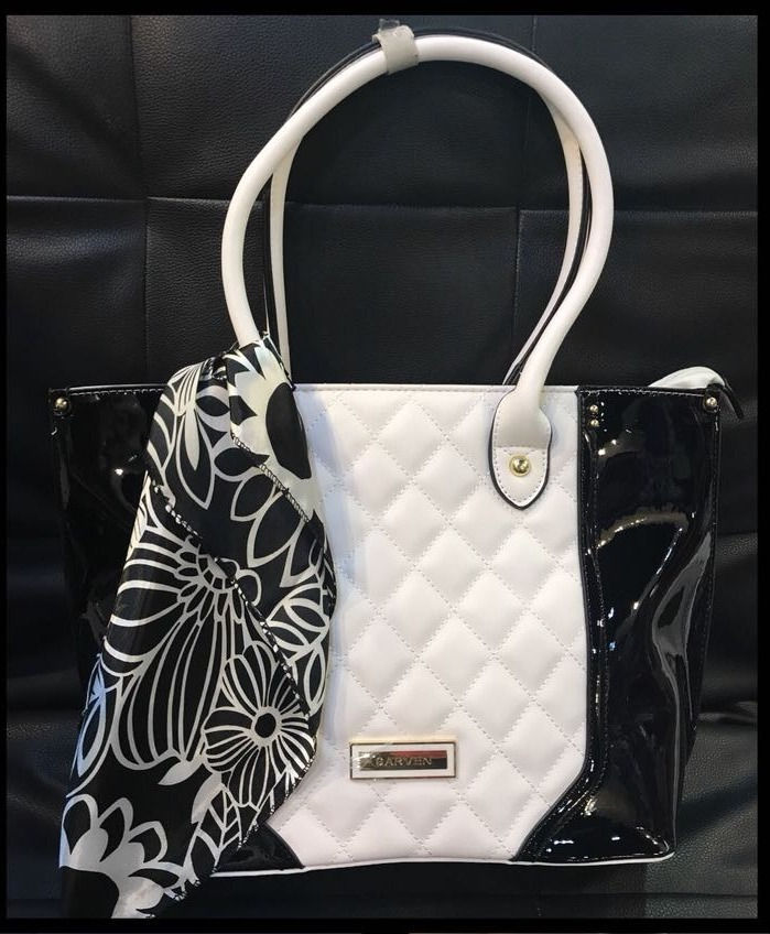Cartera Carven París
