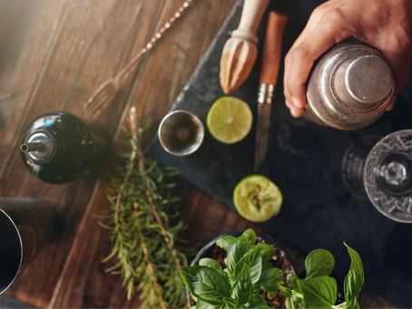 Cocktail Shakers 101