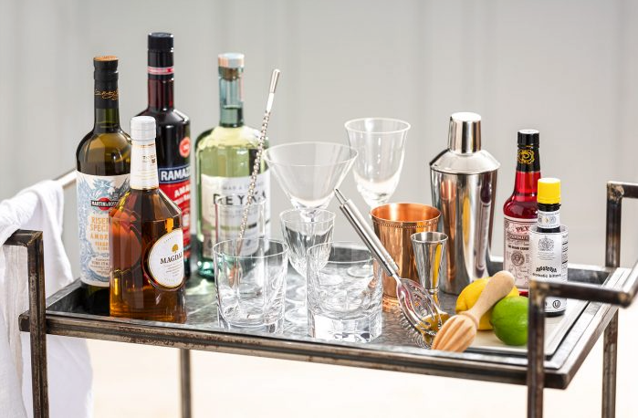 Humble Home Bar Beginnings : C & D Tools