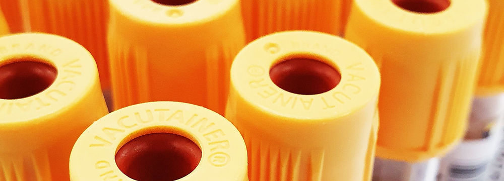 Tubes de prélèvement sanguin pour colis médicaux.