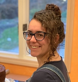 Olivia Molina.png