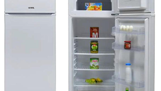 AVG FRIDGE WITH TOP MOUNTED FREEZER 273