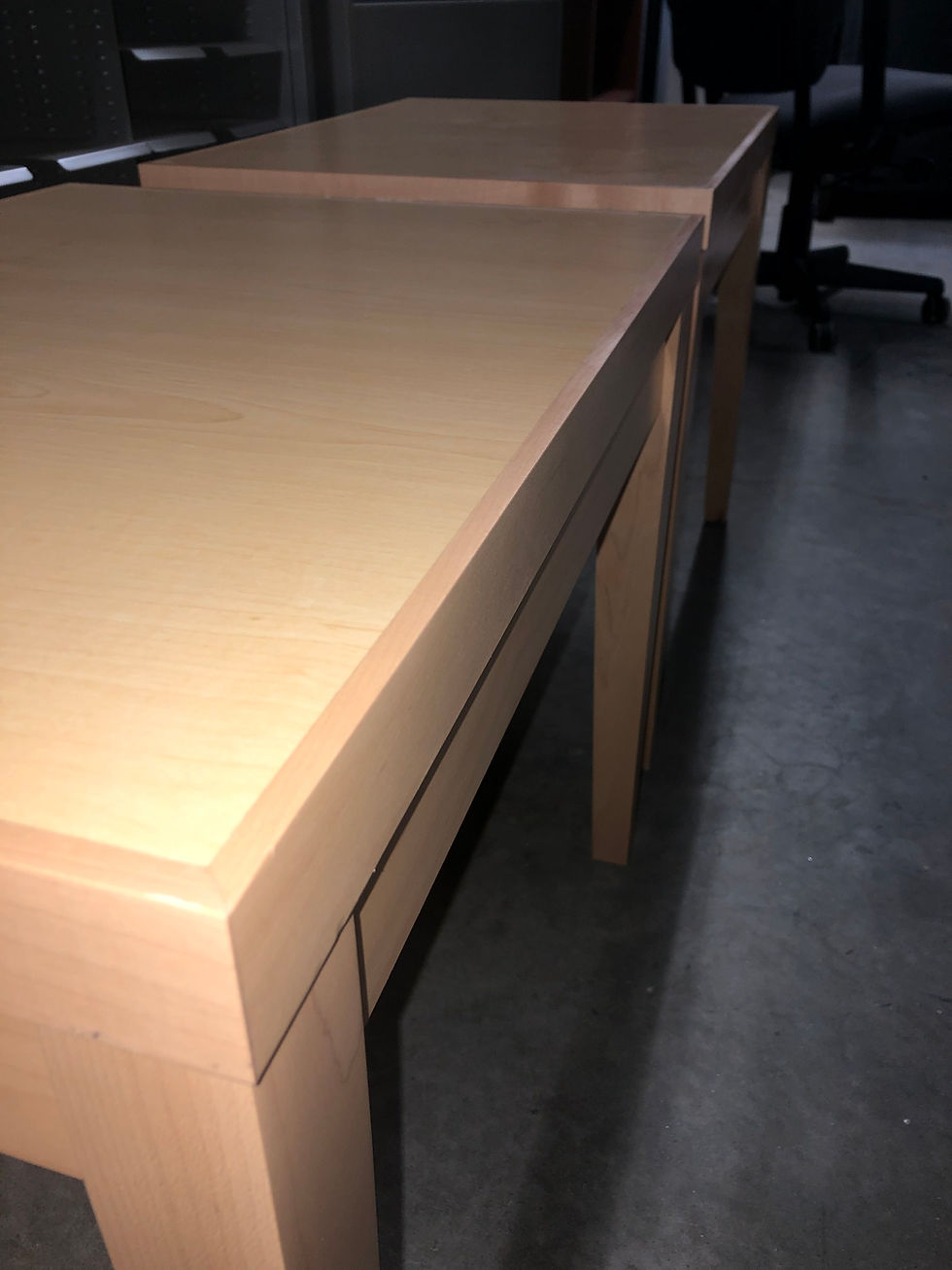 Thumbnail: #583, Pre-Owned Kimball Definition Magazine Table | 18"W x 24"L