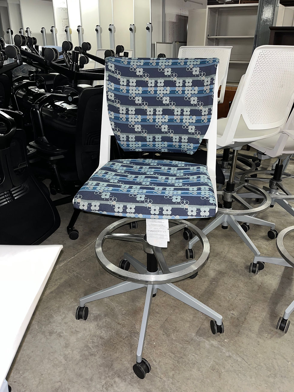 #683, Pre-Owned Haworth Very Conference Chair