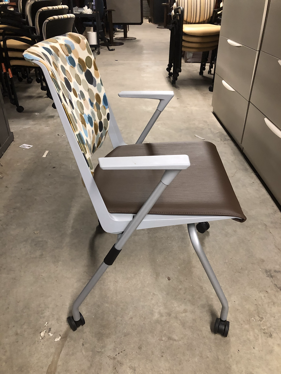 Thumbnail: #588, Pre-Owned Haworth Very Fixed Side Chair