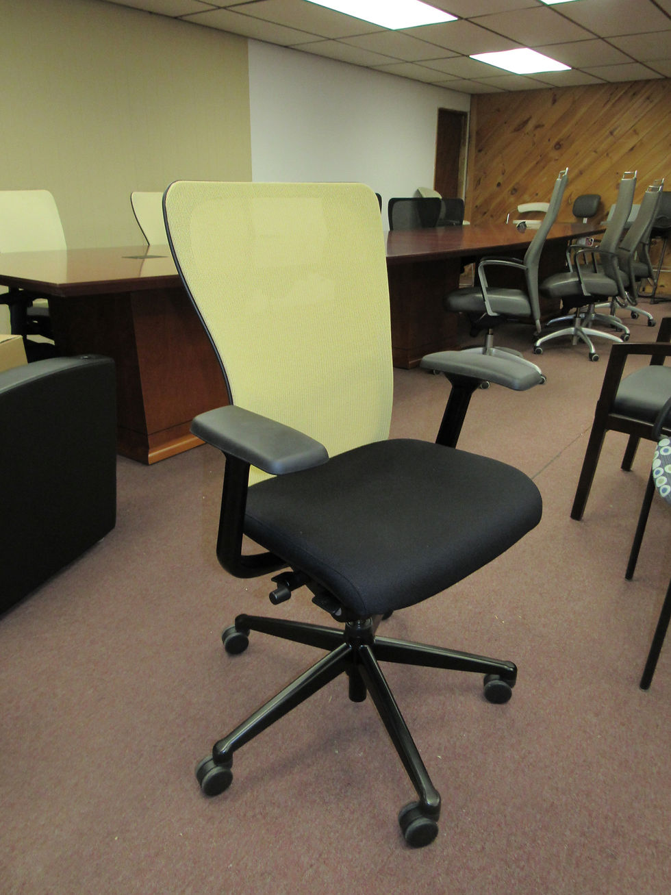 Thumbnail: #522, Pre-Owned Haworth Zody Executive Task Chair