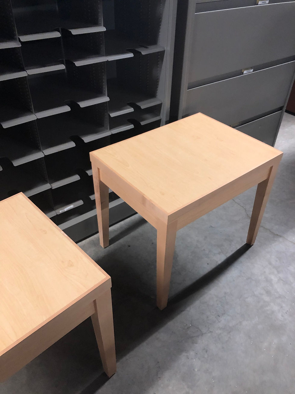 Thumbnail: #584, Pre-Owned Kimball Definition End Table | 18"W x 24"L