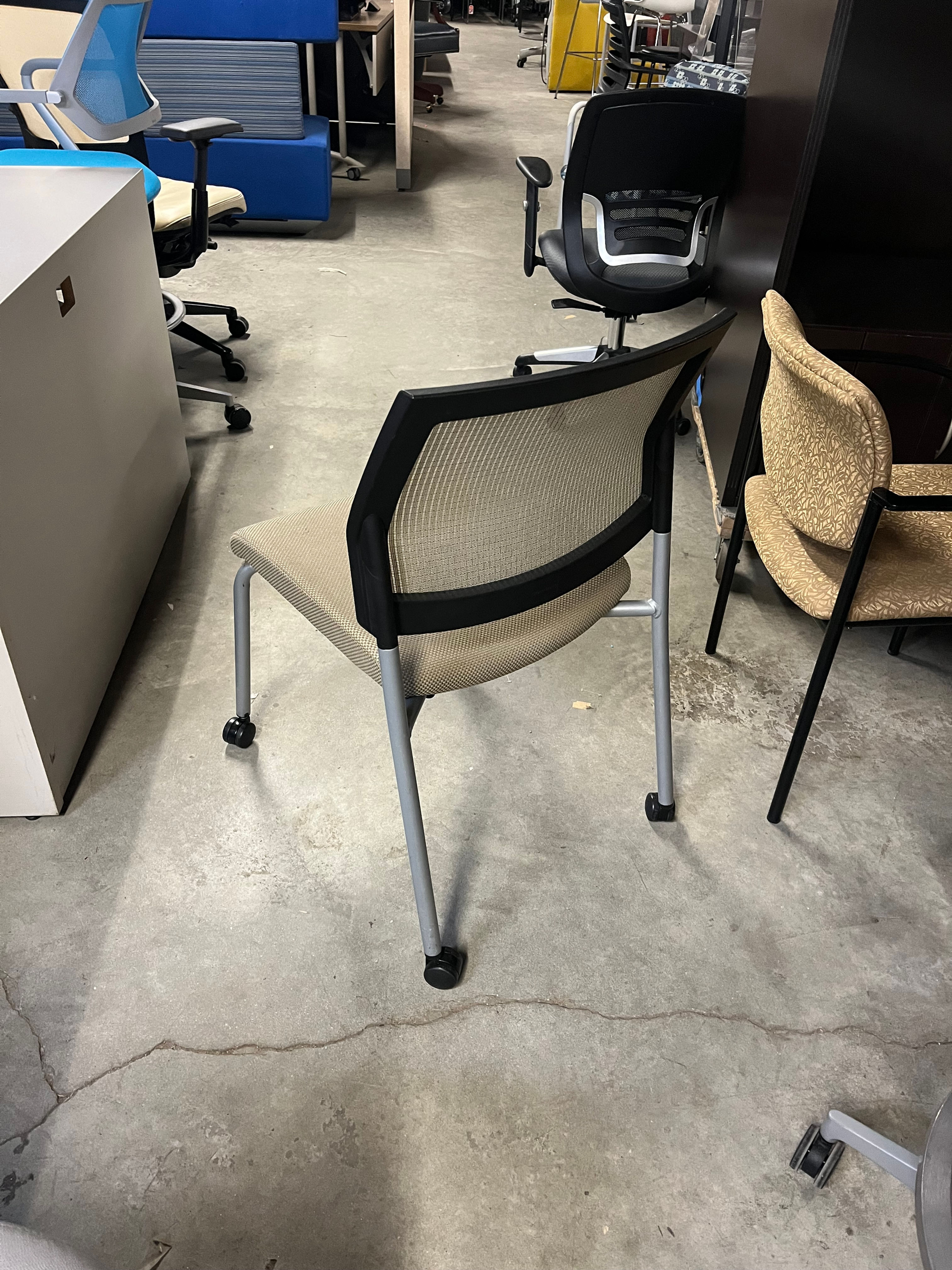 #714, Pre-Owned SitOnIt Focus Multipurpose Side Chair