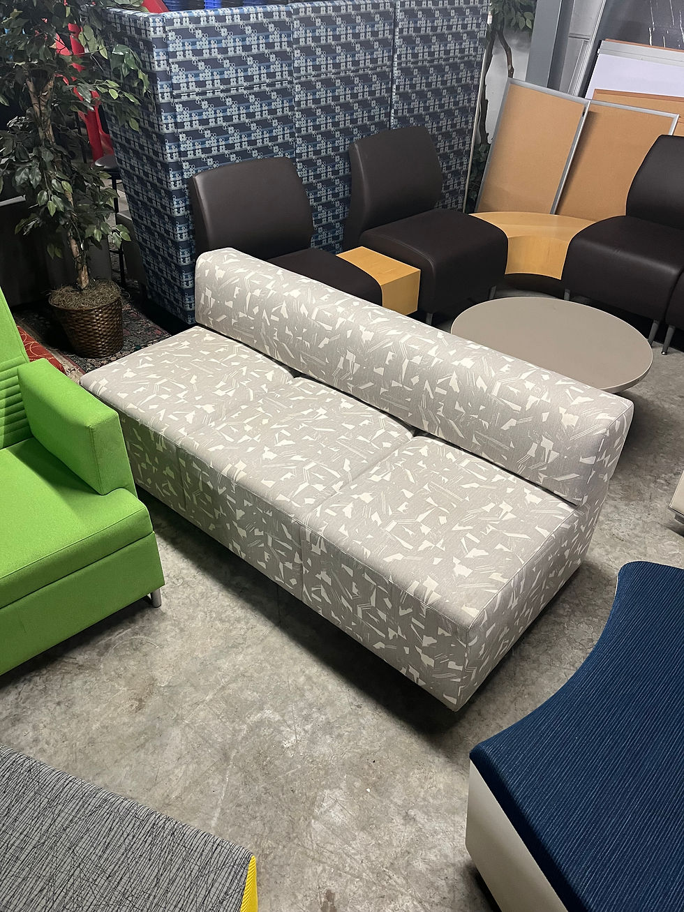 Thumbnail: #712, Pre-Owned Steelcase Coalesse Open Bench
