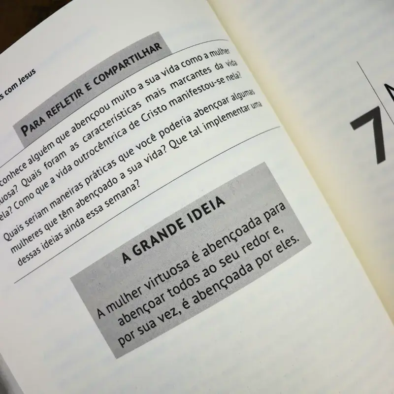 Miniatura: Mulheres Mais Parecidas com Jesus | Carol Merkh e David Merkh