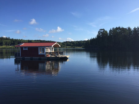 Barnbarnshelg med Kolmården ochviltspår