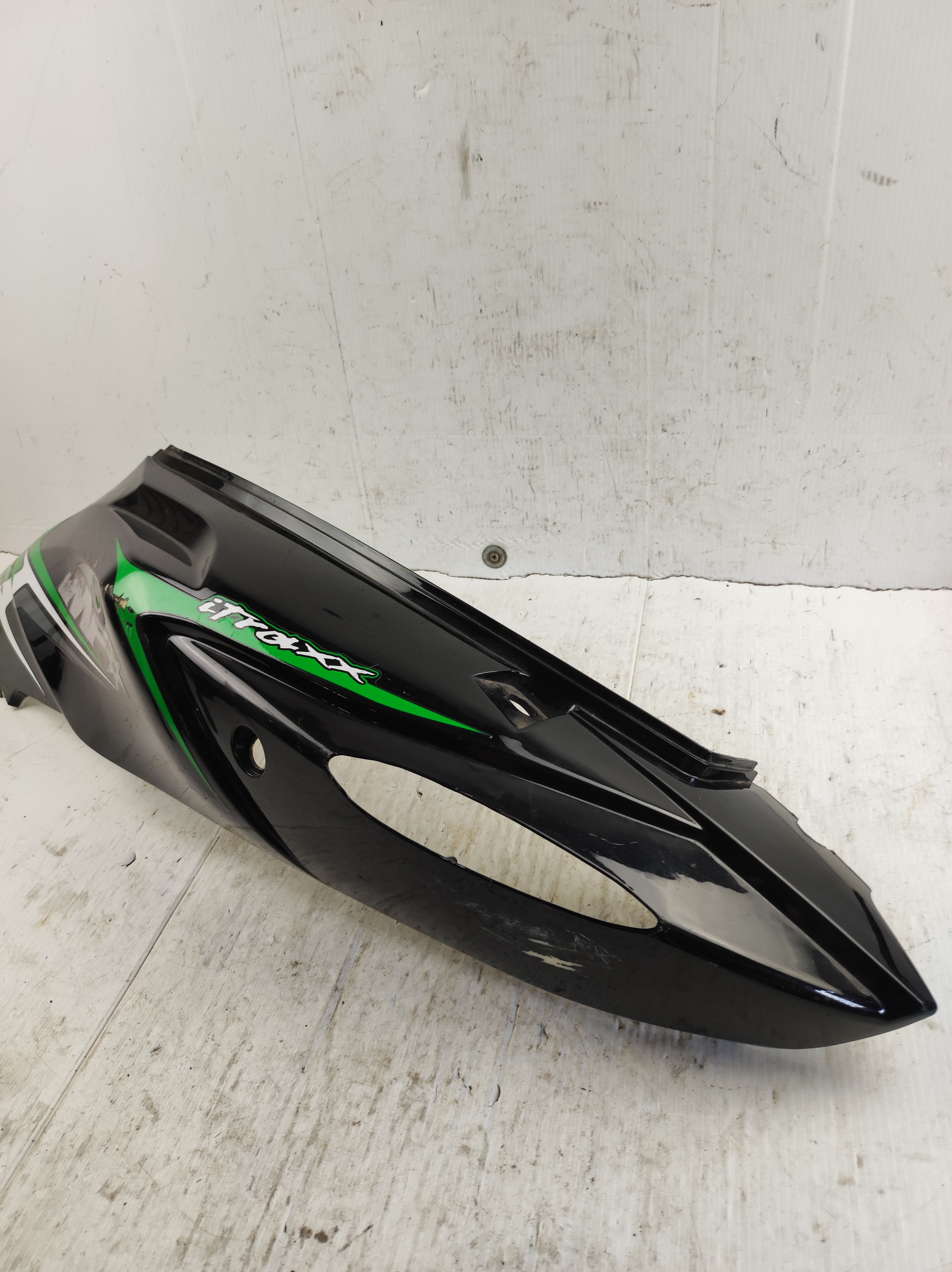 Carénage arrière gauche scooter IMF Itraxx