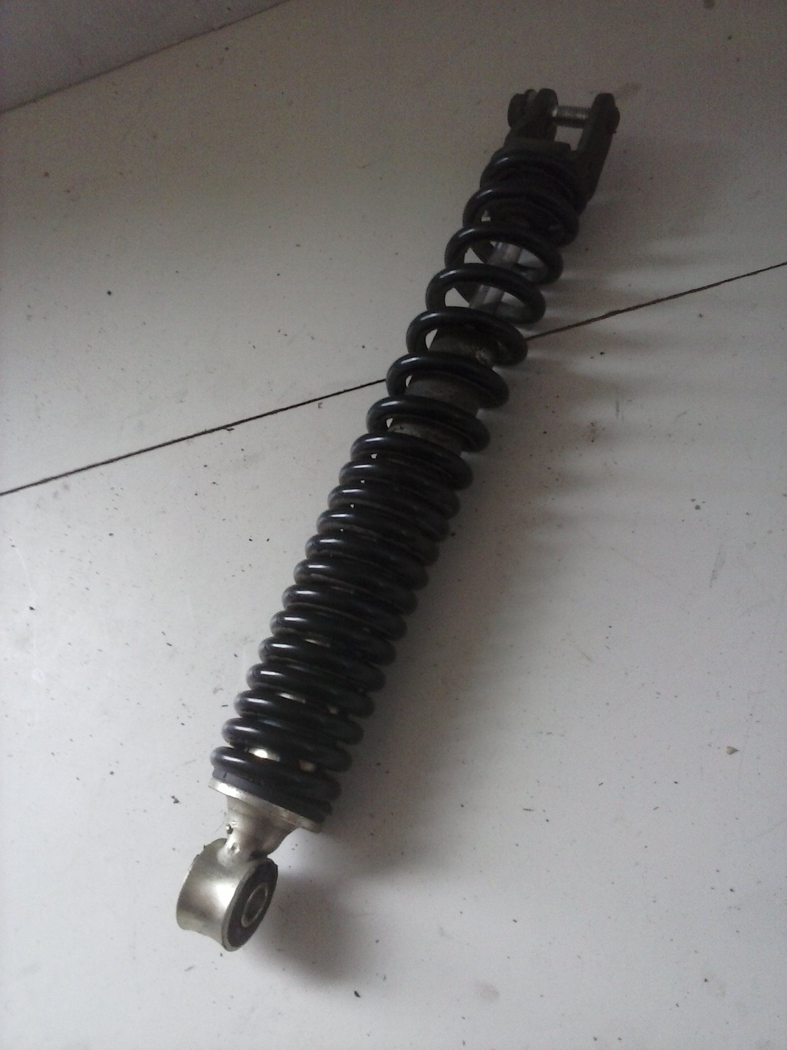 Amortisseur arrière Peugeot V-Clic