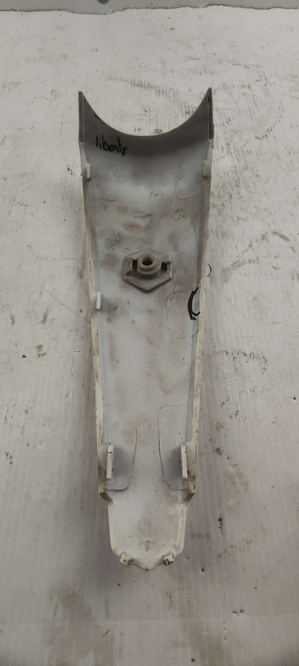 Miniature : Trappe carénage de face avant Piaggio Liberty