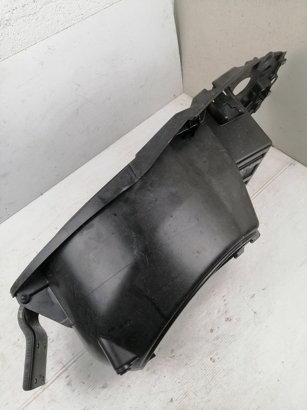 Miniature : Coffre Aprilia SR Motard / Piaggio New typhoon