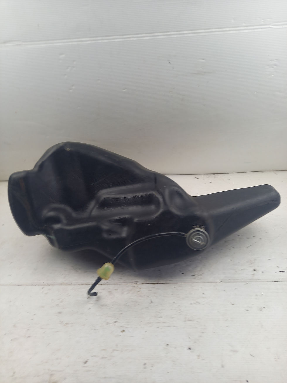Miniature : Réservoir essence Piaggio Liberty 4T modèle carburateur