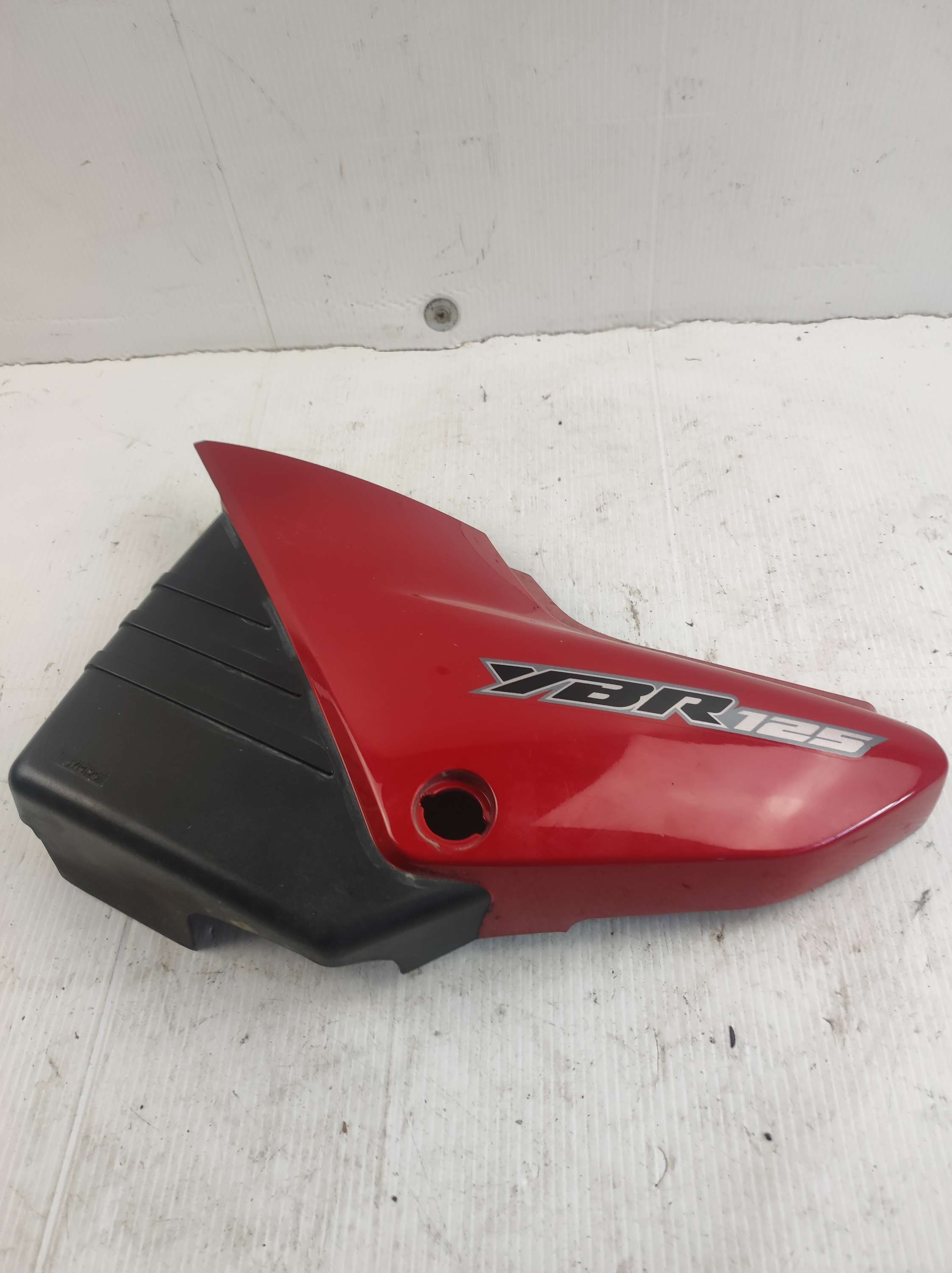 Carénage latéral gauche Yamaha YBR