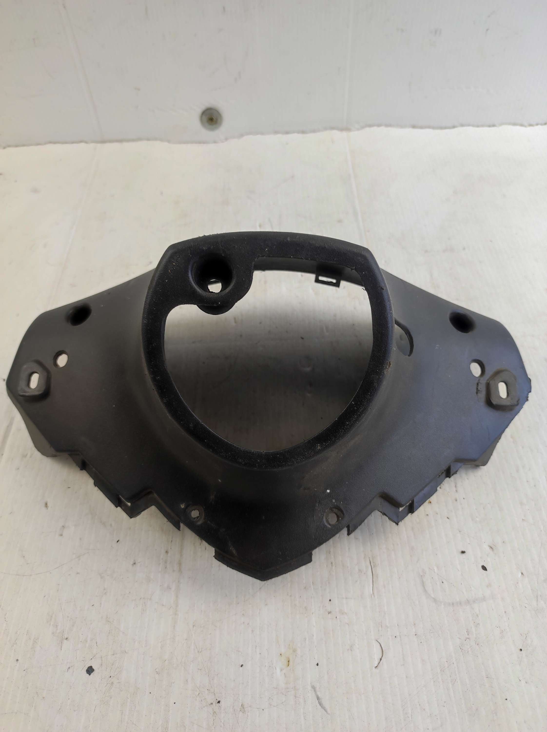 Carénage inférieur guidon Keeway Matrix