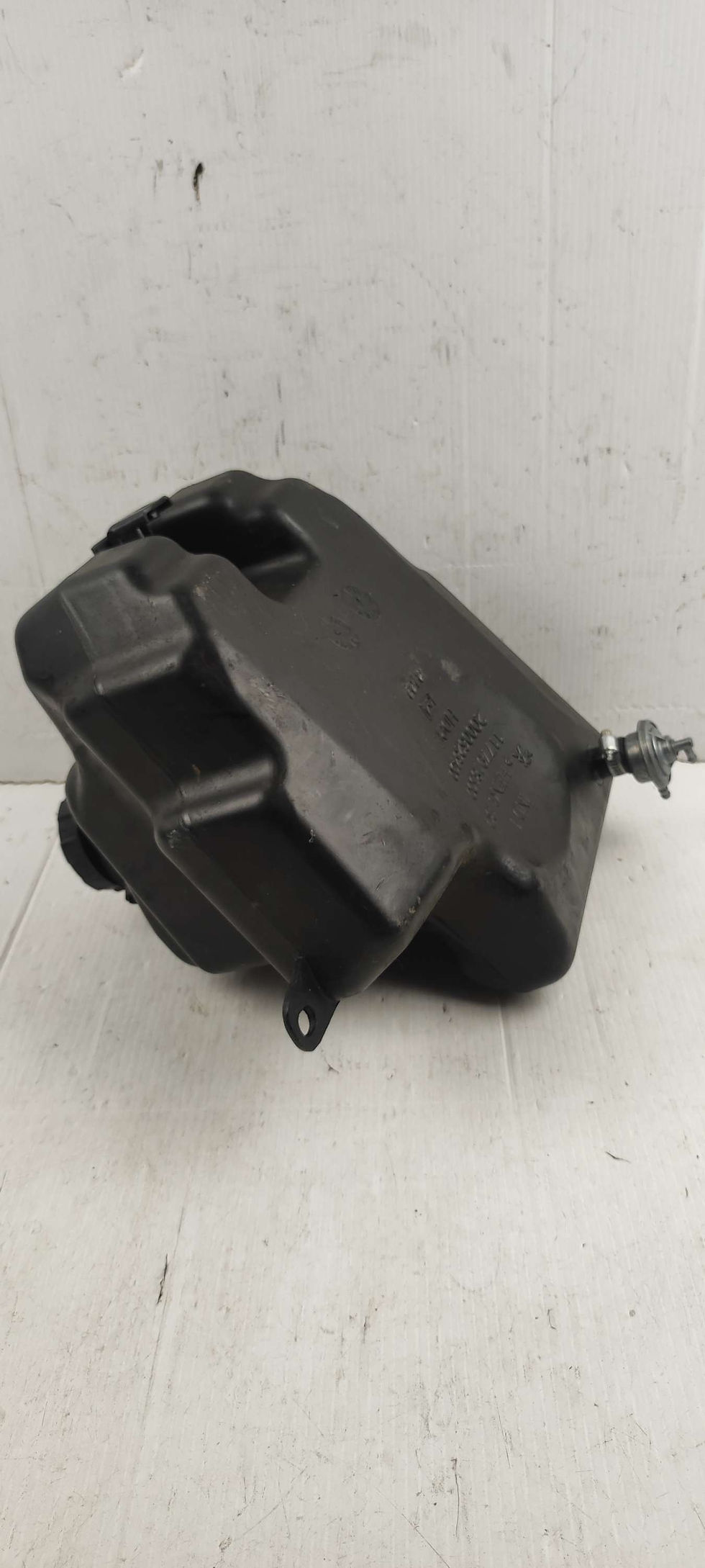 Miniature : Réservoir essence Peugeot Kisbee 2T et 4T