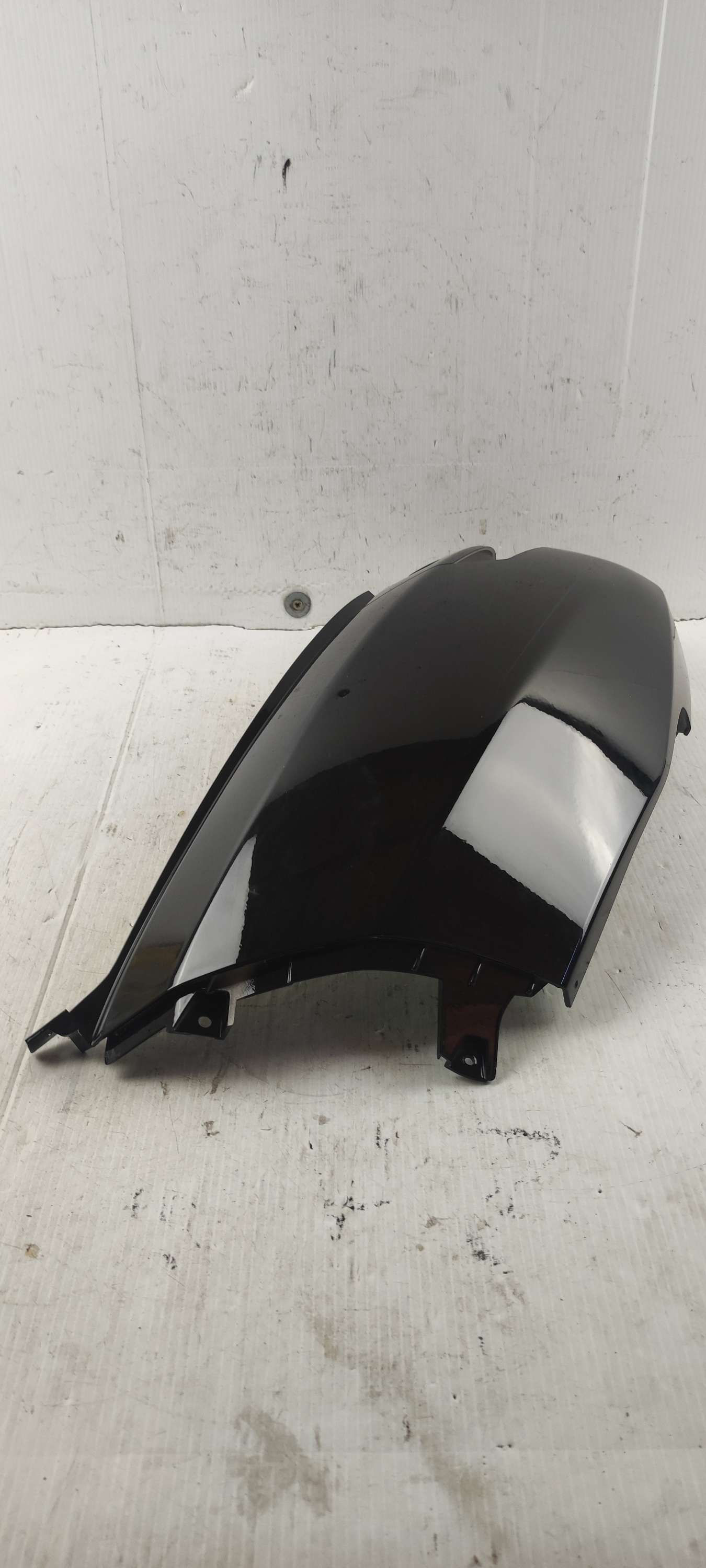 Carénage gauche Peugeot Vivacity 3 (new vivacity)