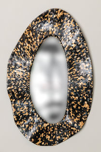Miroir ovale en marqueterie de paille noire et naturelle