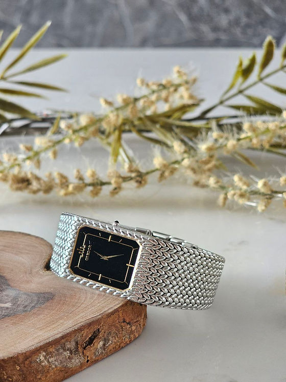 Credor 2F70-5330 – Vintage Black Gold Quartz Watch | Wonder Dials