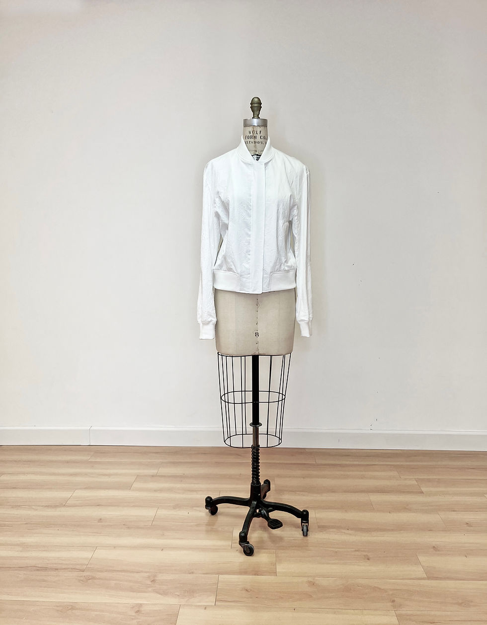 Thumbnail: Crinkled Cotton BomberJacket - Limited