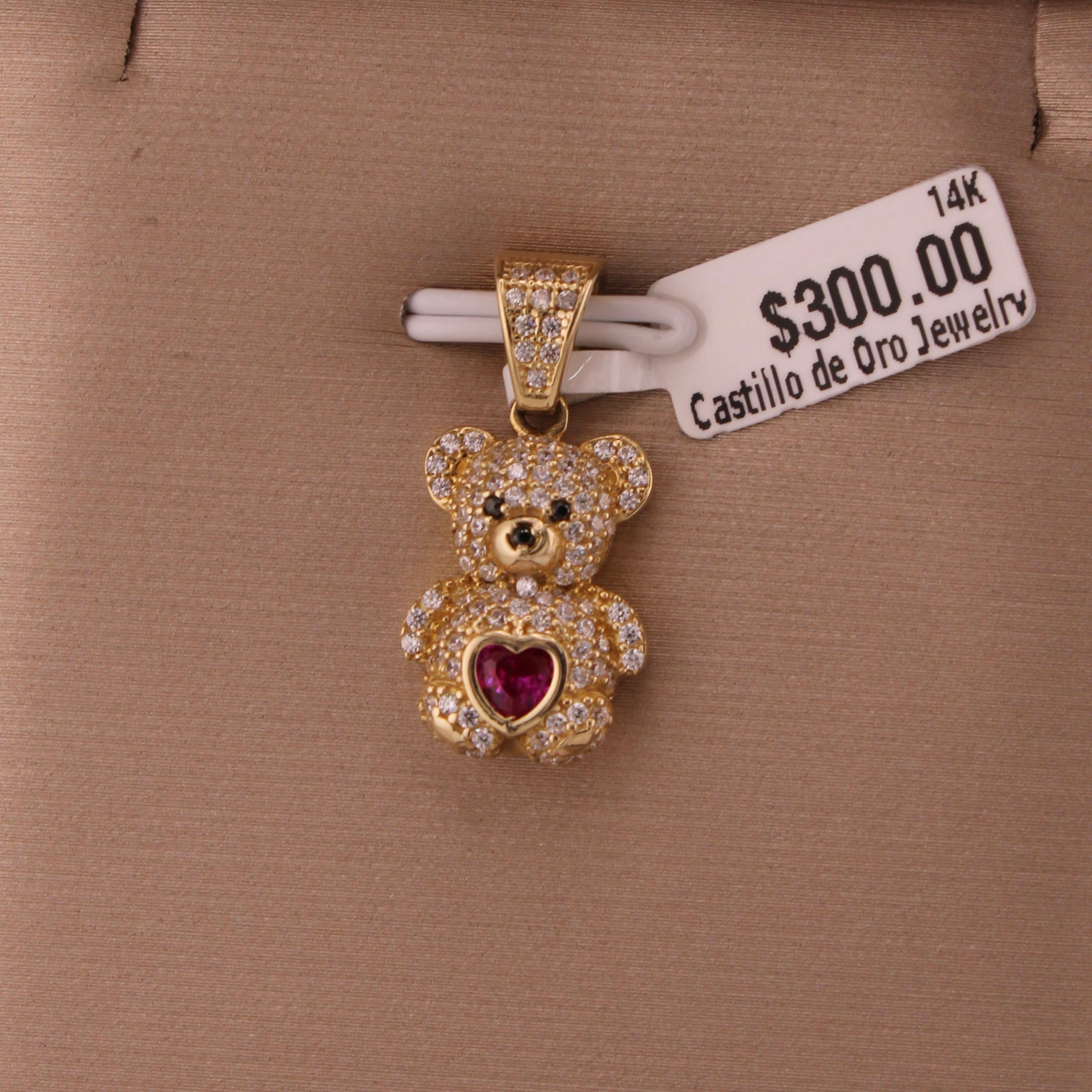 Woman's pendant in 14k gold