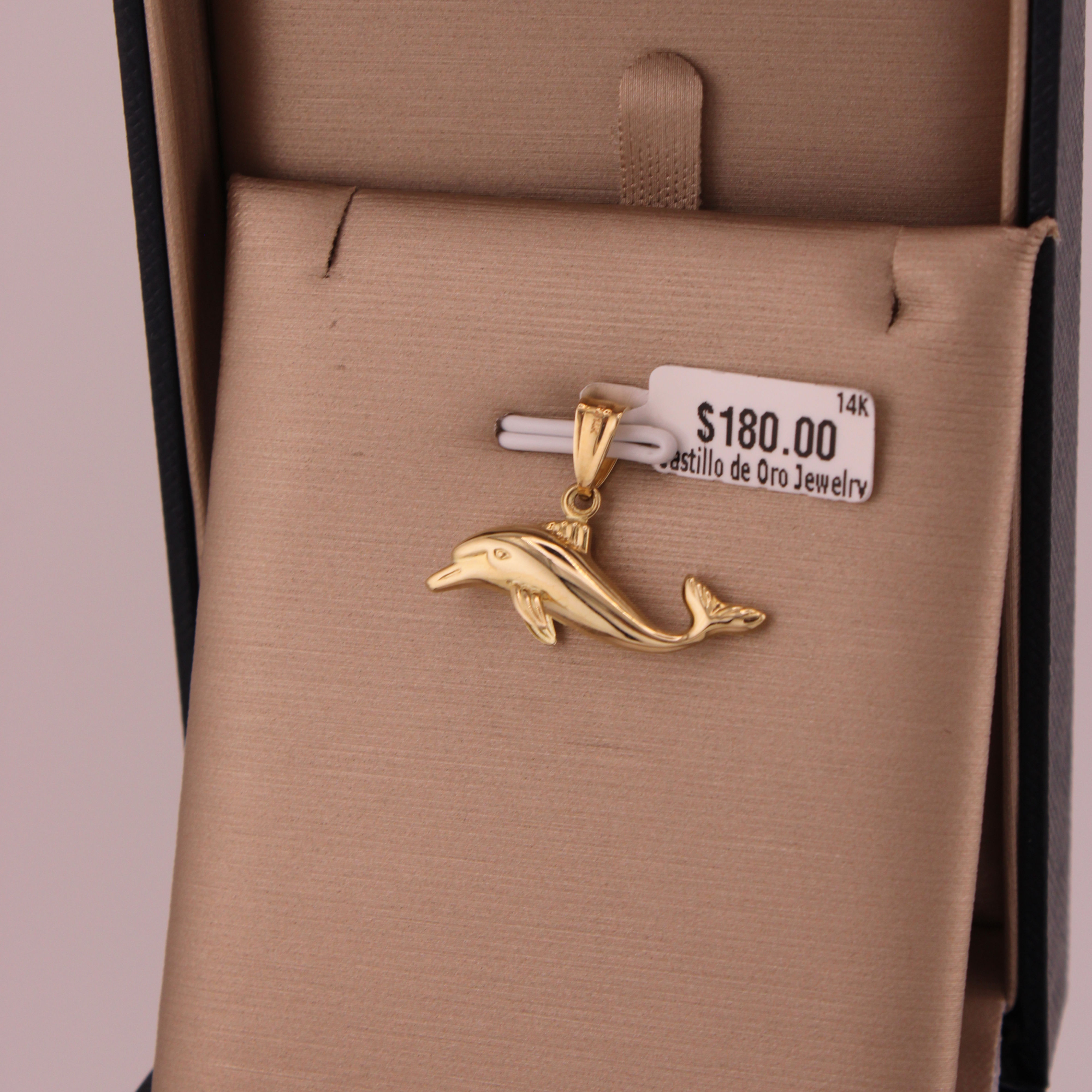 Woman's pendant in 14k gold