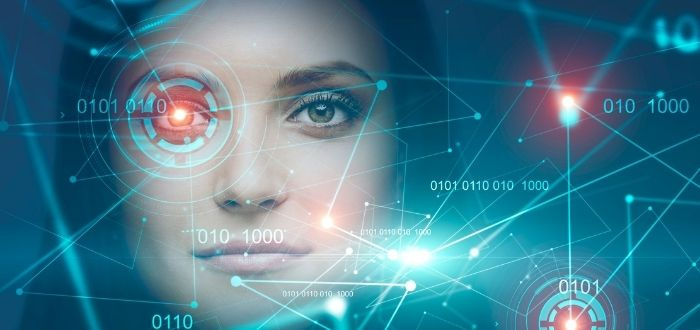 Mujer evolucionado gracias a la tecnología | Homo digitalis