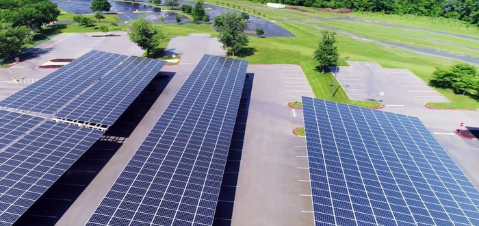 Paneles solares mixtos en zona rural