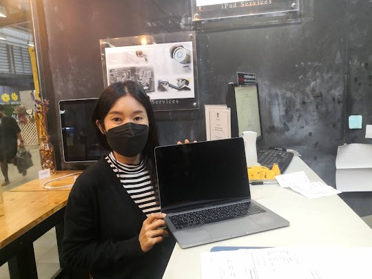 รับซ่อม Macbook อุตรดิตถ์ ลูกค้านำเครื่อง Macbook Pro A1708 มาเปลี่ยนแบต