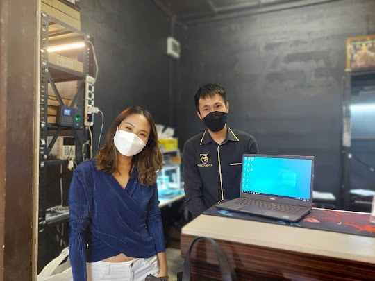 รับซ่อม Notebook สกลนคร ลูกค้านำเครื่อง Dell latitude มาลง Windows ใหม่