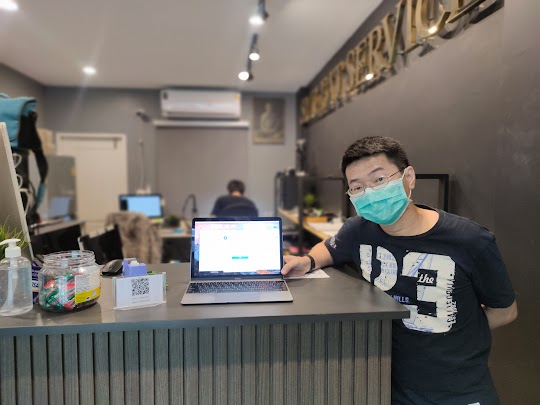 รับซ่อม Macbook นครปฐม ลูกค้านำเครื่อง Macbook A1534 มาซ่อมเมนบอร์ด