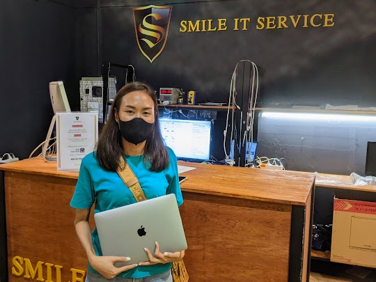 รับซ่อม Macbook พังงา ลูกค้านำเครื่อง Macbook Pro A1708 มาซ่อมเมนบอร์ด