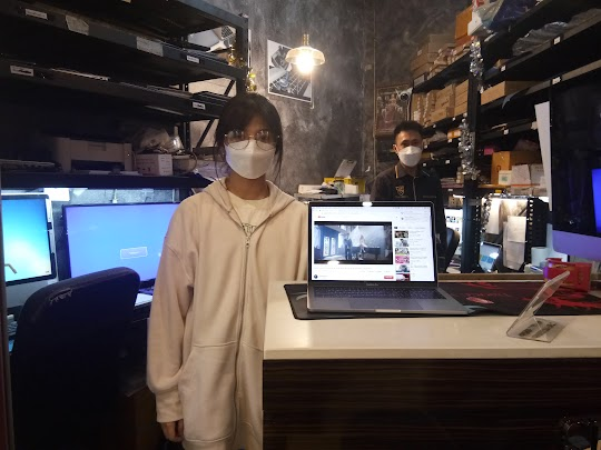 รับซ่อม Macbook  บึงกาฬ ลูกค้านำเครื่อง Macbook Pro A2159 มาซ่อมสายแพรจอ