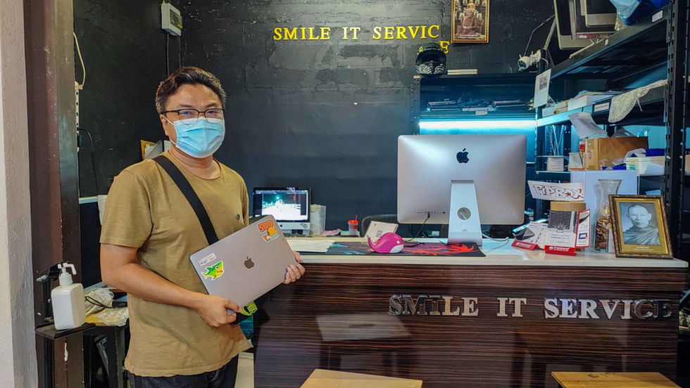 วิธีแก้ Macbook Pro 13" Non Touchbar A1708 เปิดจอ 45 องศาแล้วดับ