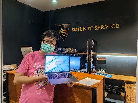 รับซ่อม Macbook น่าน ลูกค้านำเครื่อง Macbook Pro A2338 มาเปลี่ยนจอใน