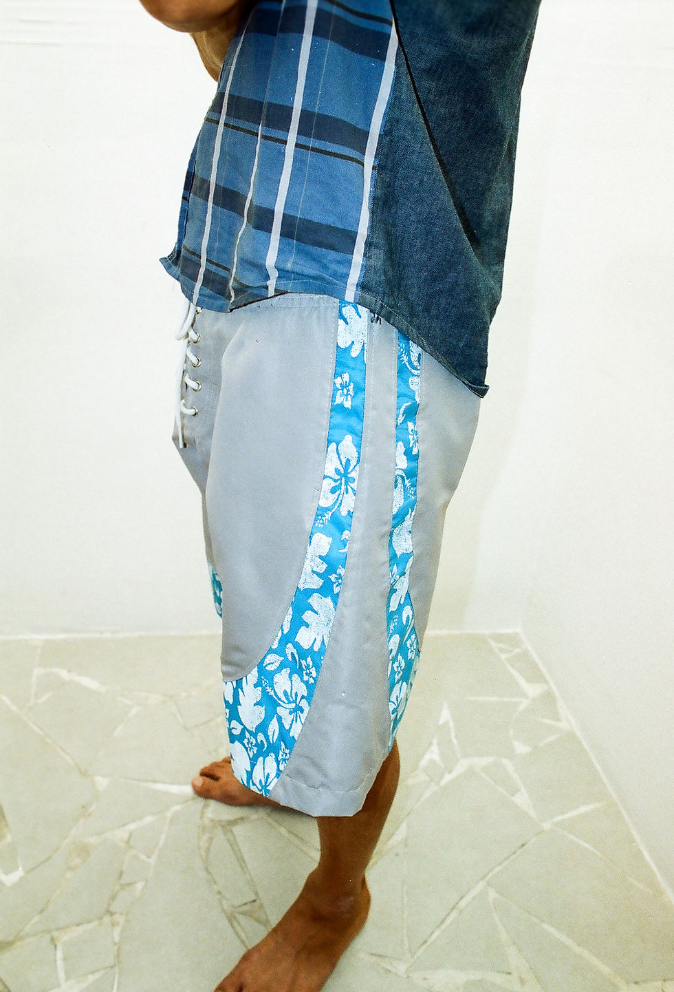Thumbnail: Hibiscus Lace Trunk - Grey
