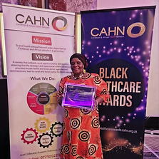 RRLW CEO Husseina Hamza receives the CAHN (Carribbean & African Health Network) Award.