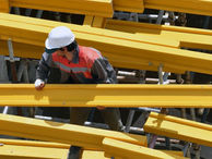 Более 1 млн иностранцев из стран ЕАЭС легально работают в России